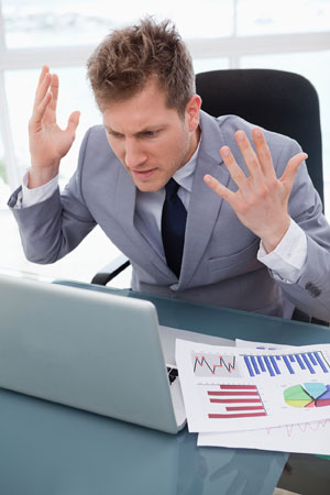 Many optimization models fail because they do not sufficiently account for real-world randomness or suboptimal decisions by employees or vendors.