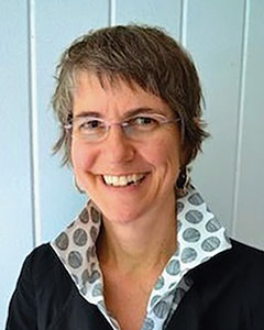 Polly Mitchell-Guthrie headshot